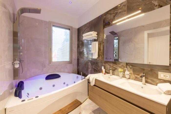 Hotel Mondial Rimini Eksteriør bilde