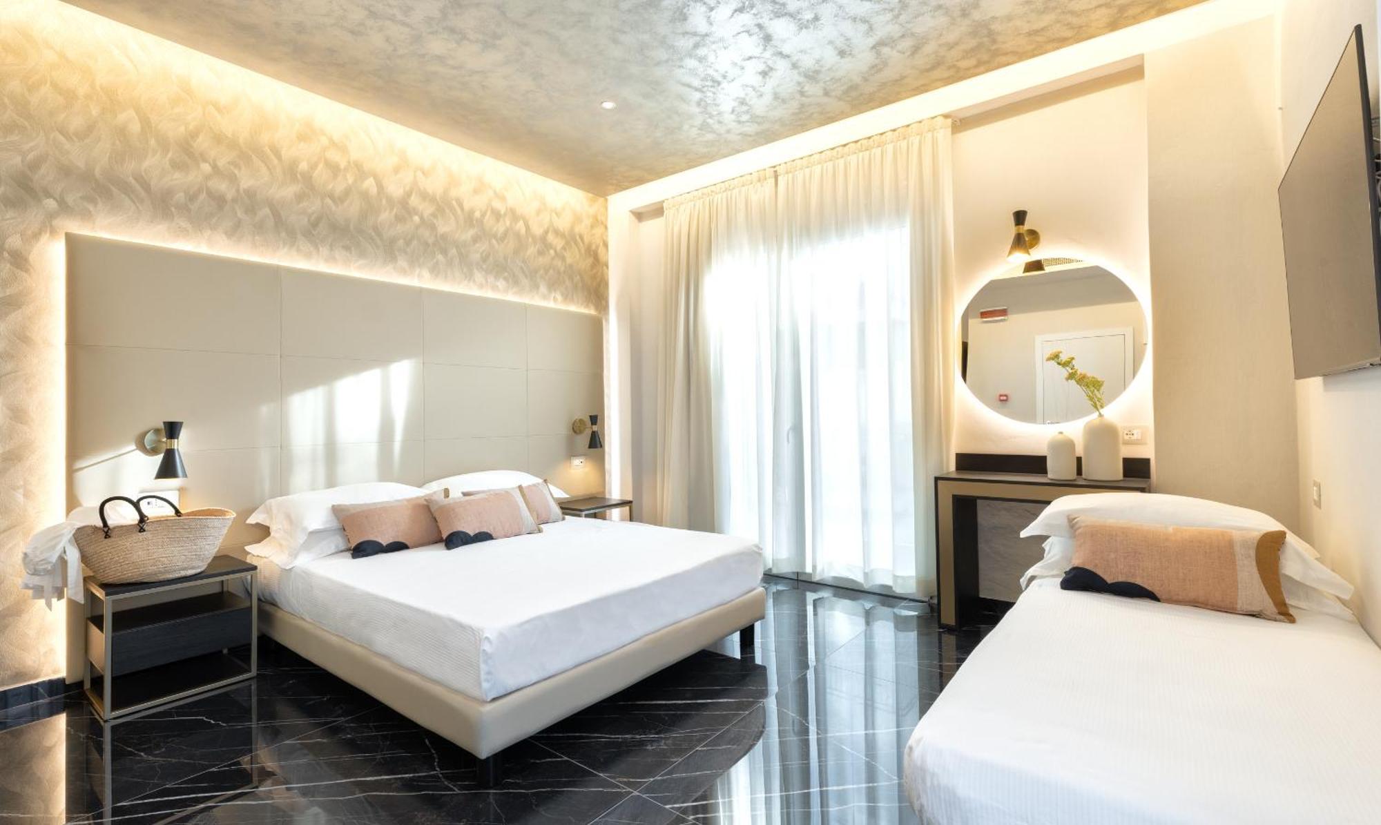 Hotel Mondial Rimini Eksteriør bilde