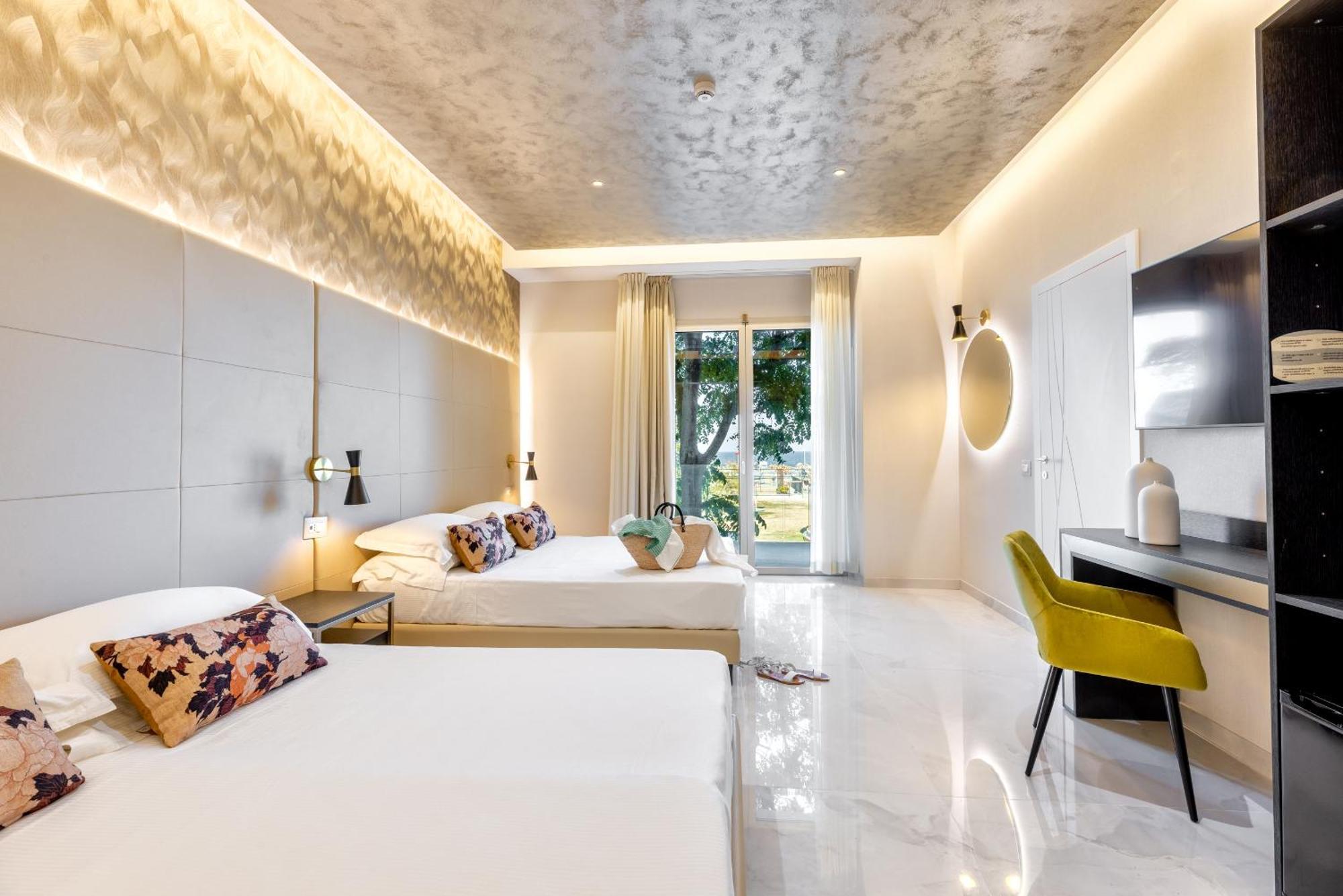 Hotel Mondial Rimini Eksteriør bilde