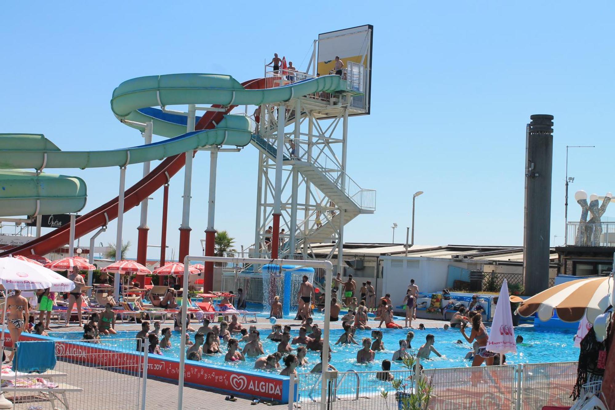 Hotel Mondial Rimini Eksteriør bilde